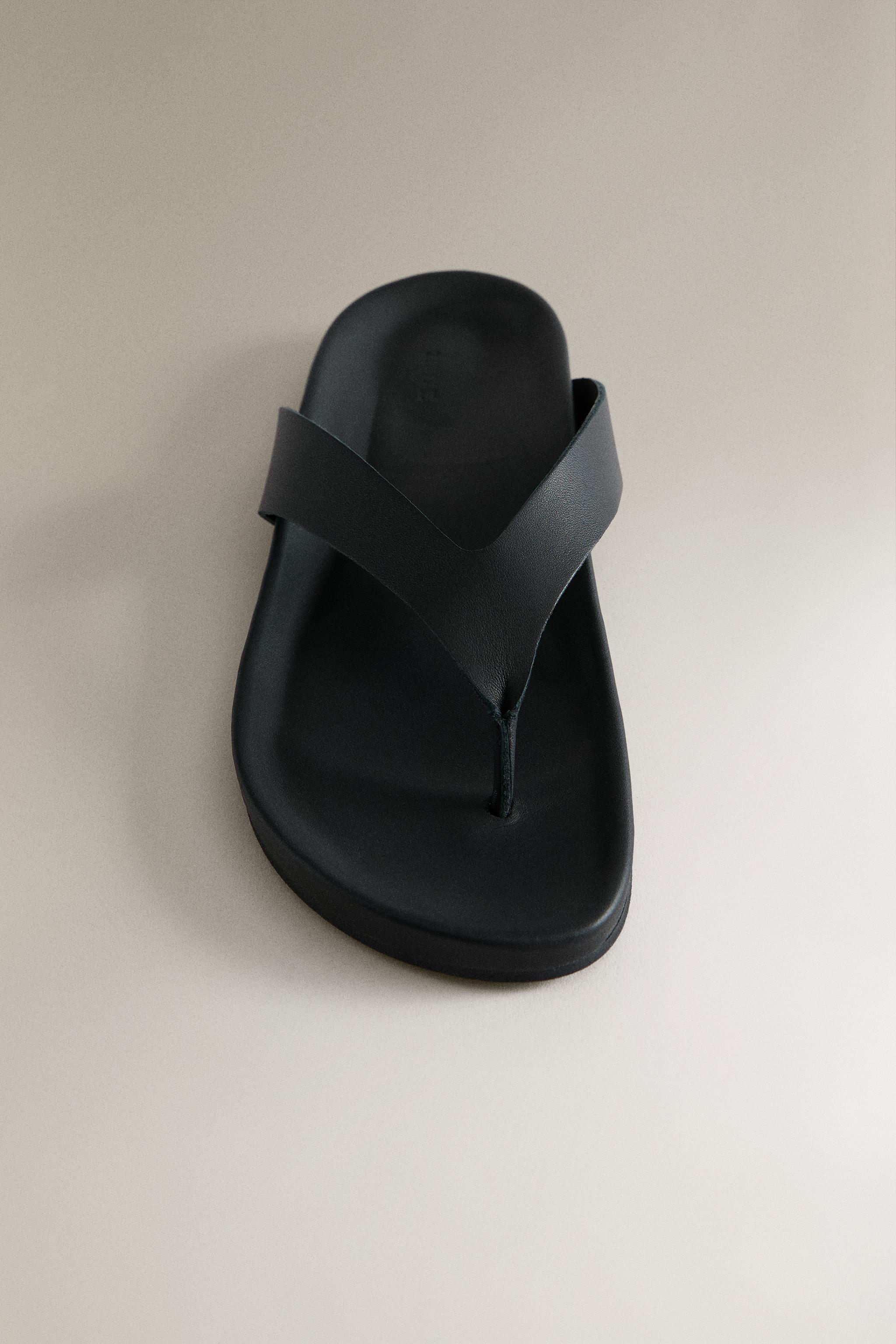 LEATHER THONG SANDALS